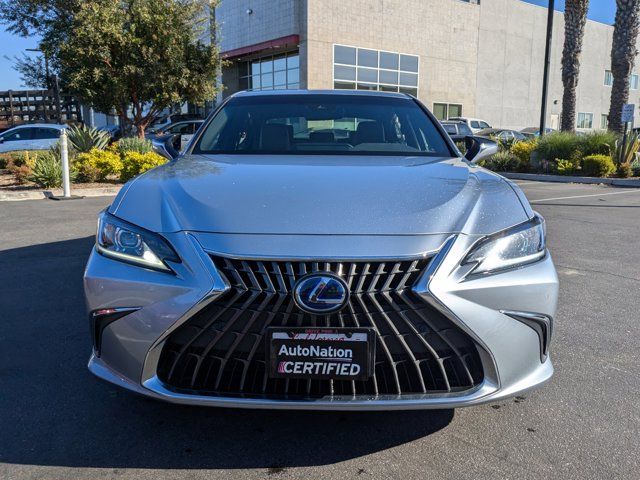 2022 Lexus ES 300h