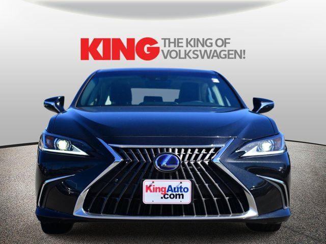 2022 Lexus ES 300h
