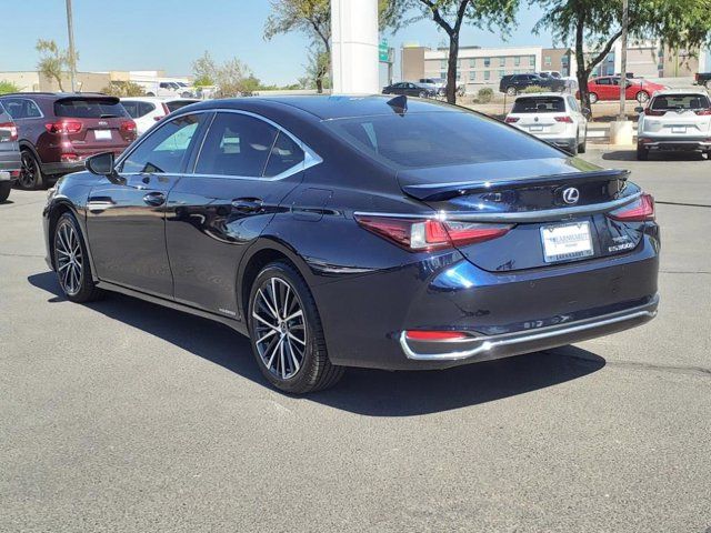 2022 Lexus ES 300h