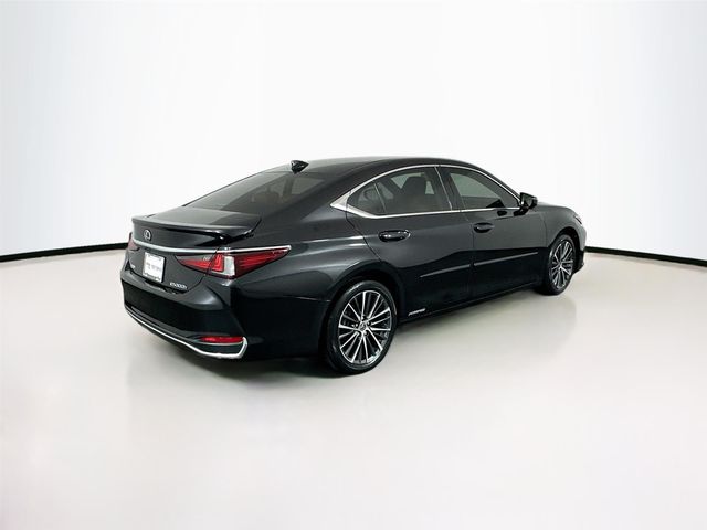 2022 Lexus ES 300h