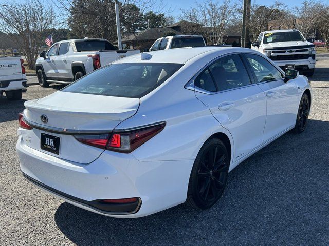 2022 Lexus ES 300h F Sport