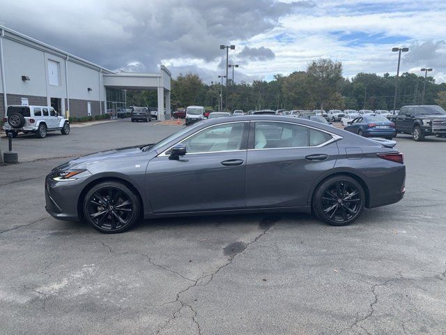 2022 Lexus ES 300h F Sport