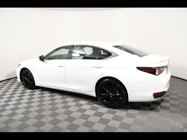 2022 Lexus ES 300h F Sport