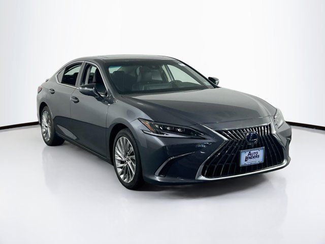 2022 Lexus ES 300h Luxury