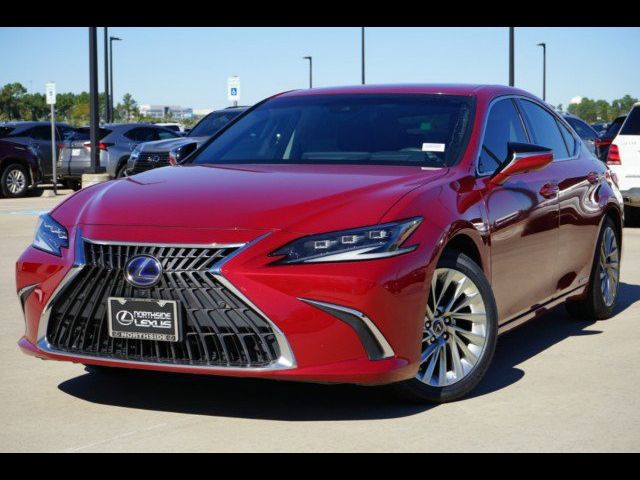 2022 Lexus ES 300h Ultra Luxury