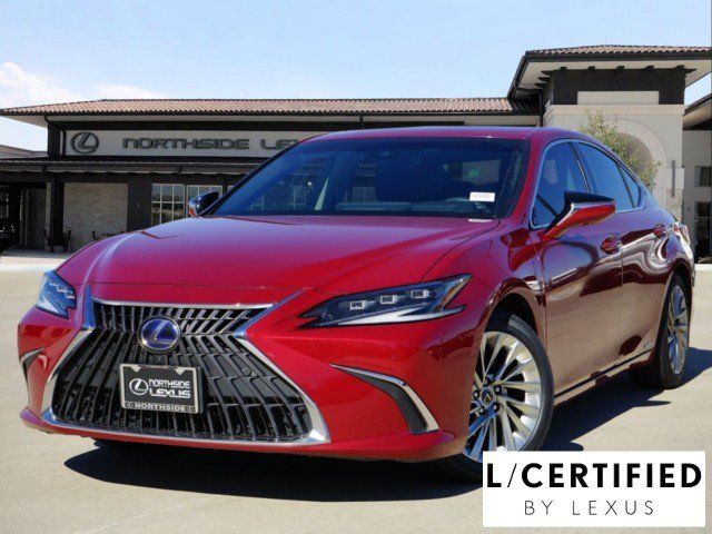 2022 Lexus ES 300h Ultra Luxury