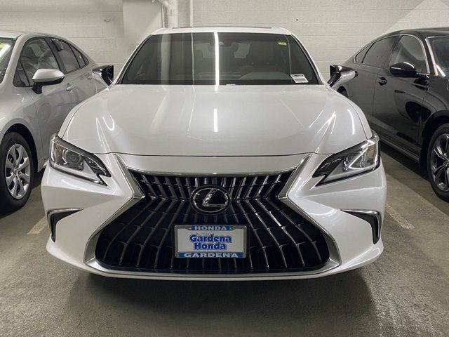 2022 Lexus ES 350