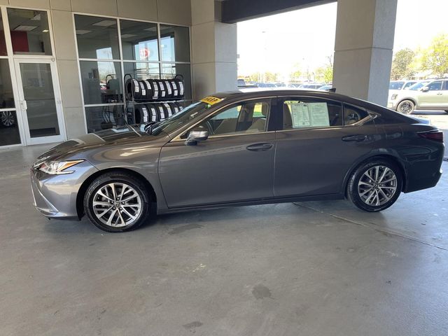 2022 Lexus ES 350