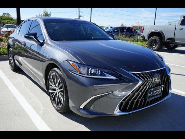 2022 Lexus ES 350