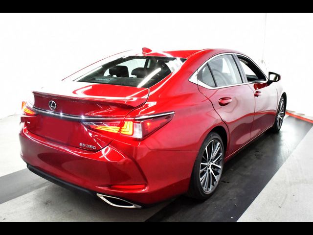 2022 Lexus ES 350