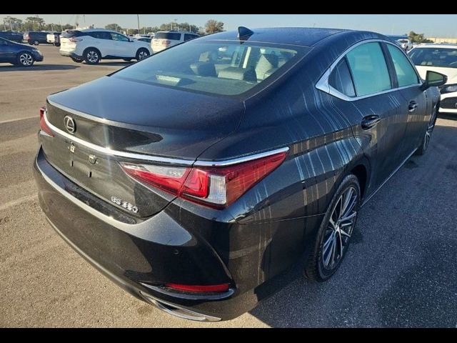 2022 Lexus ES 350