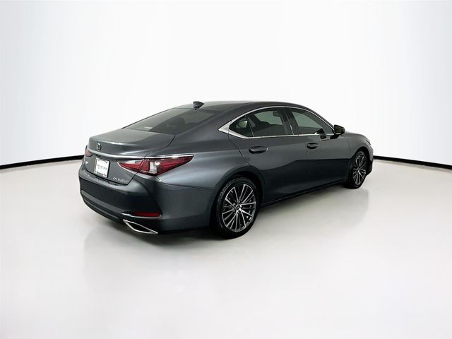 2022 Lexus ES 350