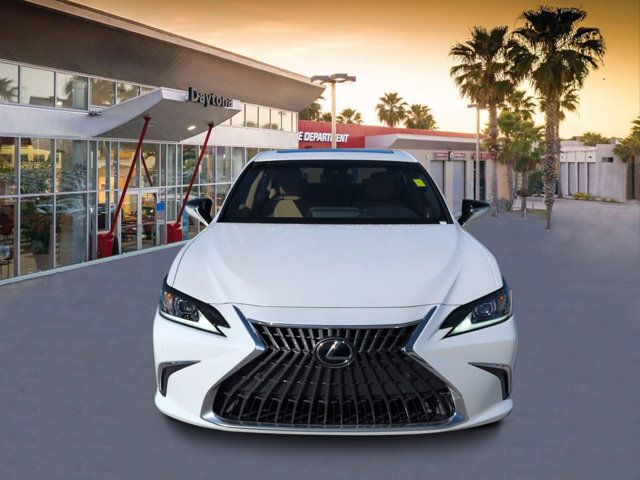 2022 Lexus ES 350