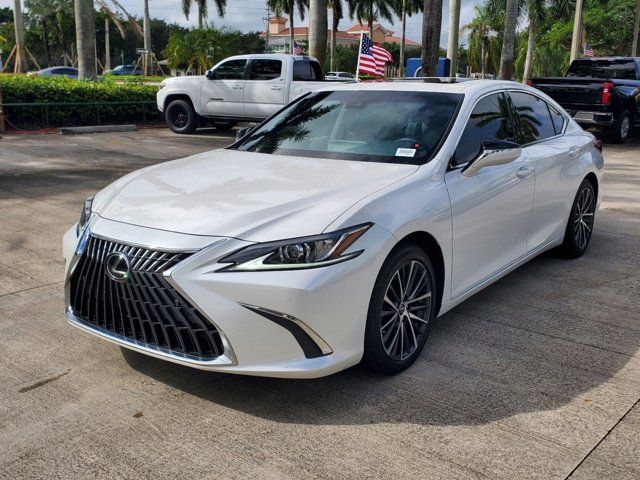 2022 Lexus ES 350