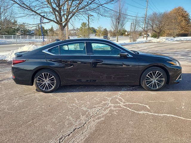 2022 Lexus ES 350