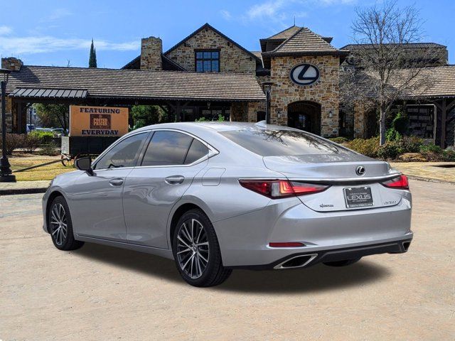 2022 Lexus ES 350