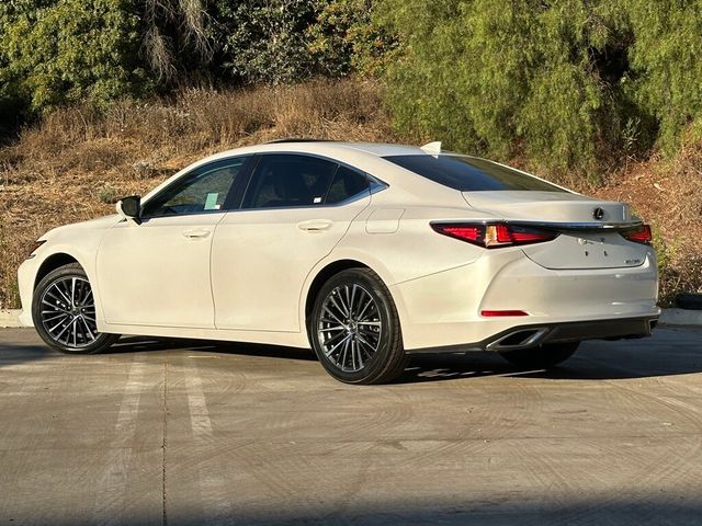 2022 Lexus ES 350