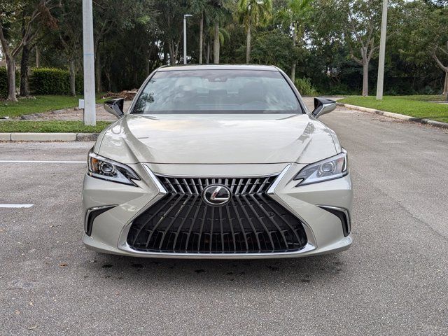 2022 Lexus ES 350