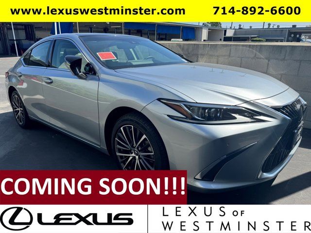 2022 Lexus ES 350