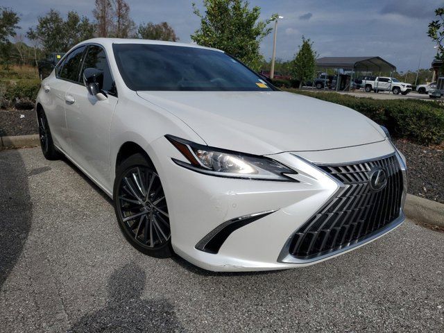 2022 Lexus ES 350