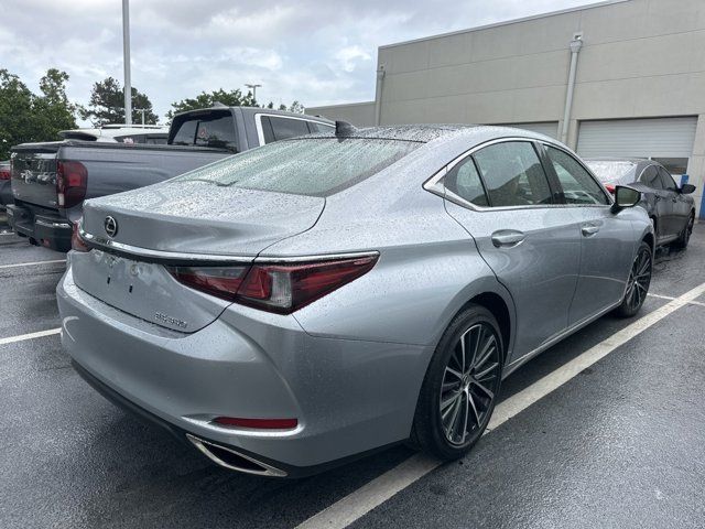 2022 Lexus ES 350