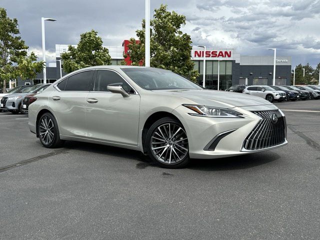 2022 Lexus ES 350