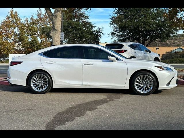 2022 Lexus ES 350 Luxury