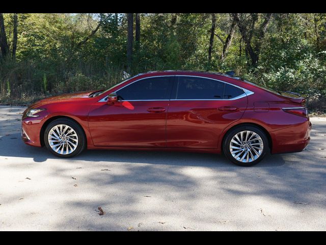 2022 Lexus ES 350 Ultra Luxury