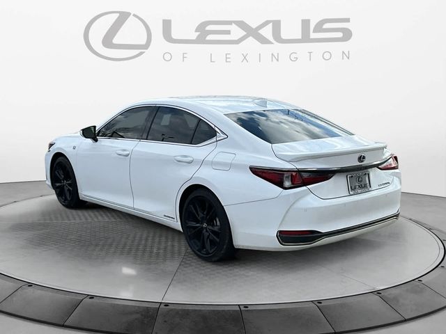 2022 Lexus ES 300h F Sport