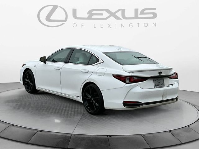 2022 Lexus ES 300h F Sport