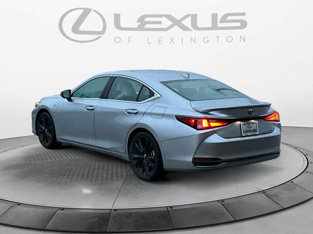 2022 Lexus ES 300h F Sport