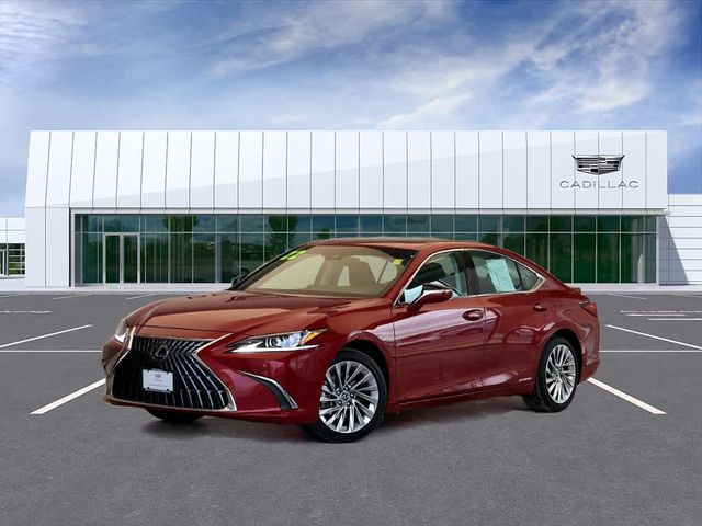 2022 Lexus ES 300h Luxury