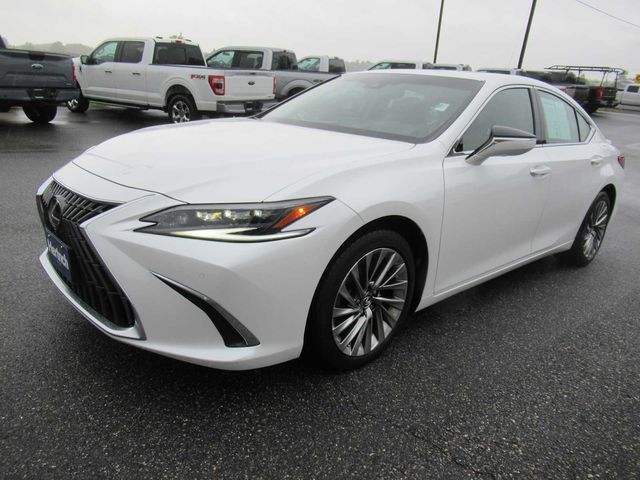 2022 Lexus ES 350 Luxury