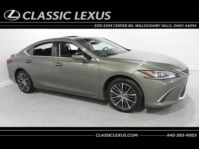 2022 Lexus ES 250