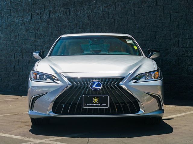 2022 Lexus ES 300h