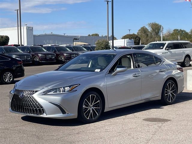 2022 Lexus ES 300h