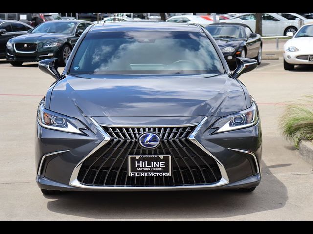 2022 Lexus ES 300h
