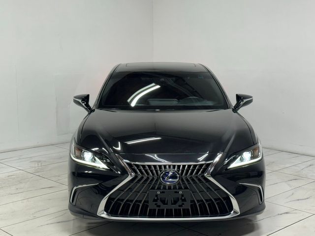 2022 Lexus ES 300h