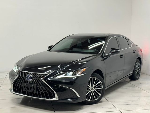 2022 Lexus ES 300h