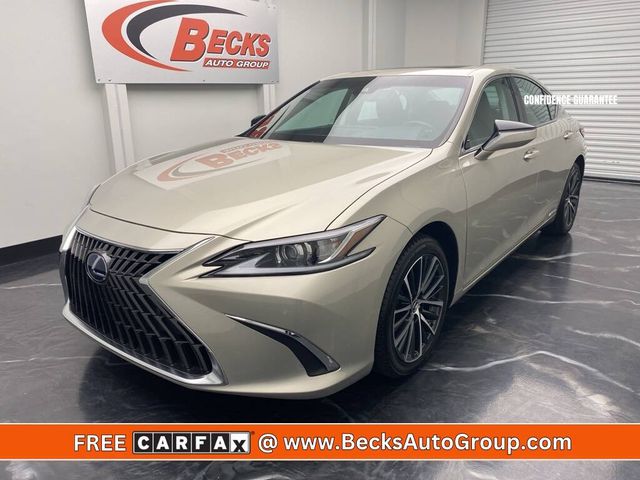 2022 Lexus ES 300h