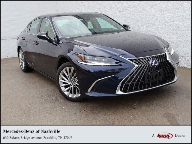 2022 Lexus ES 300h Luxury