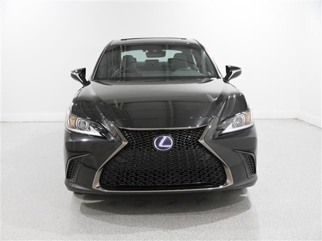 2022 Lexus ES 300h F Sport