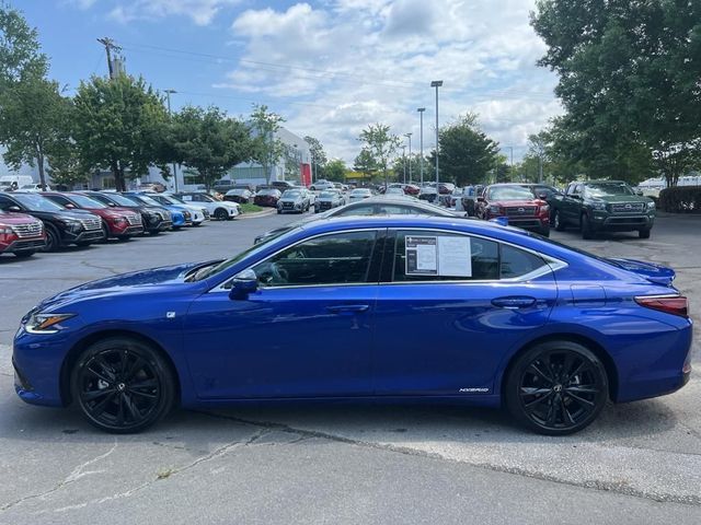 2022 Lexus ES 300h F Sport