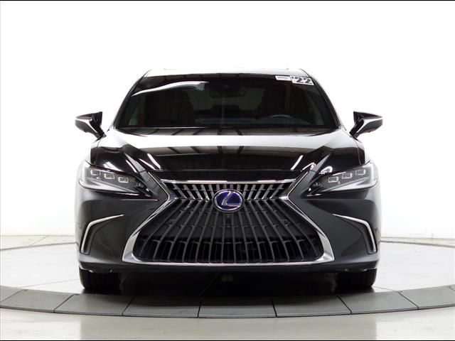 2022 Lexus ES 300h Luxury