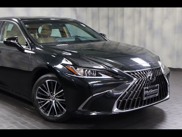 2022 Lexus ES 350