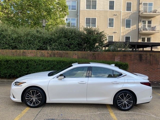 2022 Lexus ES 350