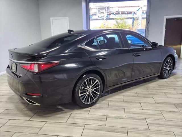 2022 Lexus ES 350