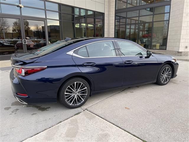 2022 Lexus ES 350