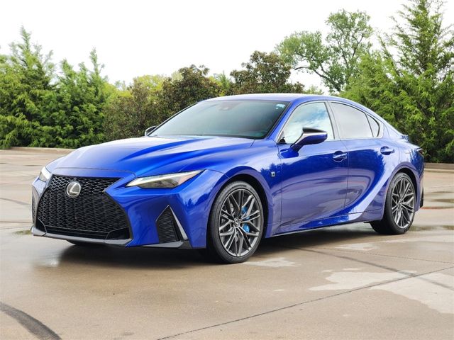 2022 Lexus IS 