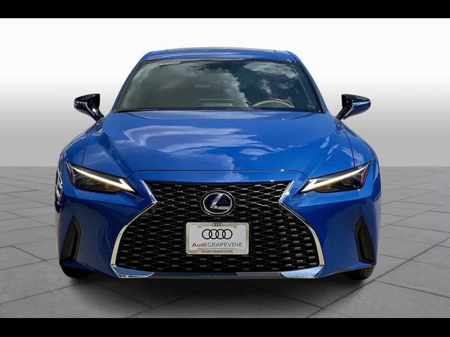 2022 Lexus IS 300